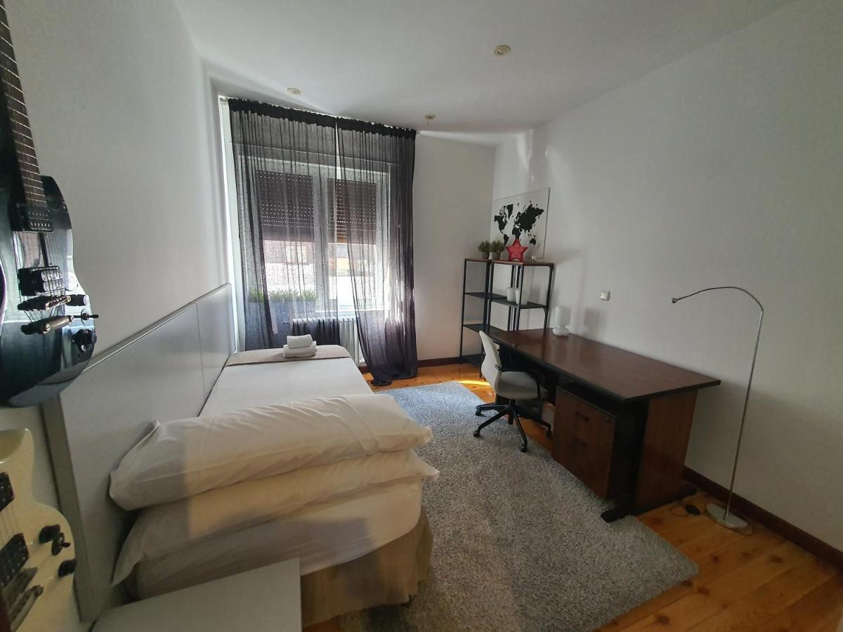 Teo Appartement Pamplona Buitenkant foto